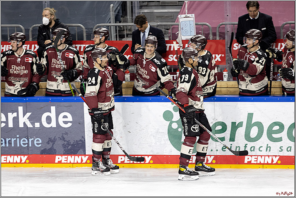 PENNY DEL;  Koelner Haie - ERC Ingolstadt; Koeln, 01.04.2021